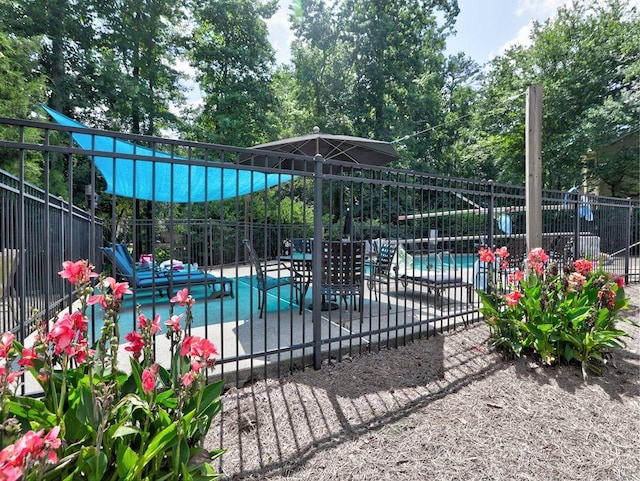 750 Whitehall Way, Roswell, GA 30076 - view of pool featuring a patio and view of wooded area