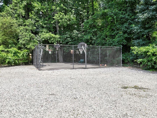 750 Whitehall Way, Roswell, GA 30076 - surrounding community with community basketball court