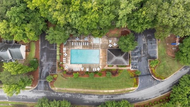 209 Southerness Ct, Stockbridge, GA 30281 - bird's eye view of a pool