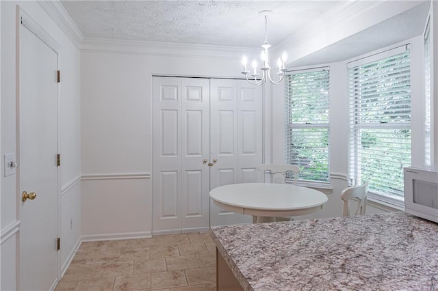 4307 Windward Ln, Norcross, GA 30093 - bathroom featuring a chandelier, ornamental molding, a textured ceiling, and a closet