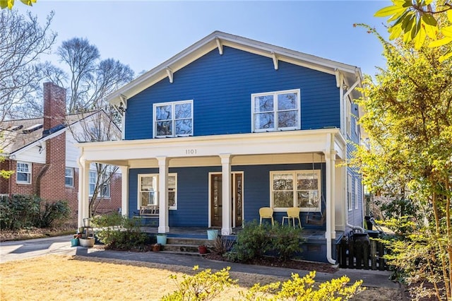 view of front of property featuring a porch