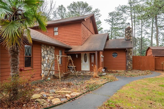 view of front of property