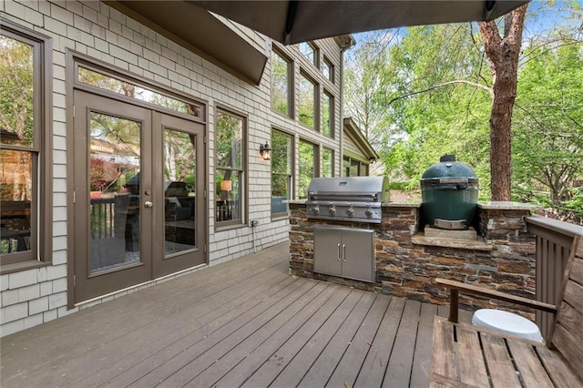3749 Watkins Pl NE, Brookhaven, GA 30319 - wooden terrace featuring french doors