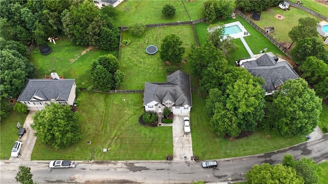 166 Woodford Way SE, Calhoun, GA 30701 - bird's eye view of a pool area