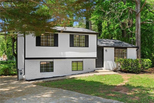 1275 Muirforest Way, Stone Mountain, GA 30088 - split level home with brick siding
