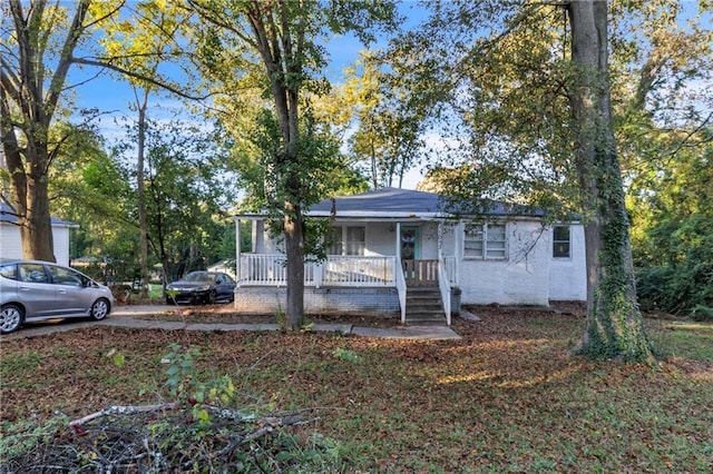 bungalow featuring a porch