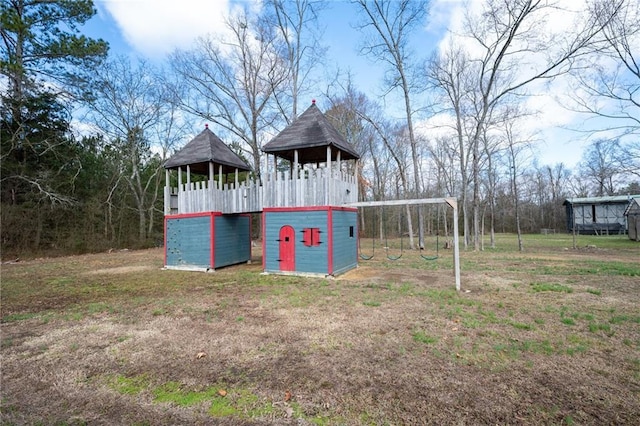 104 Aspen Dr NE, Calhoun, GA 30701 - view of outbuilding featuring a playground