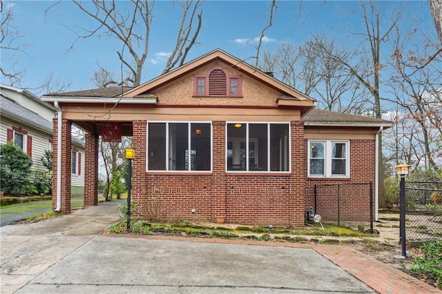 698 Bellemeade Ave NW, Atlanta, GA 30318 - view of front of home with brick siding