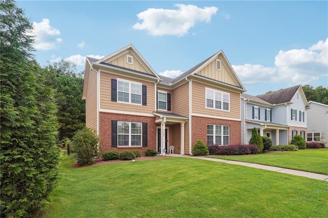 view of front of home with a front lawn