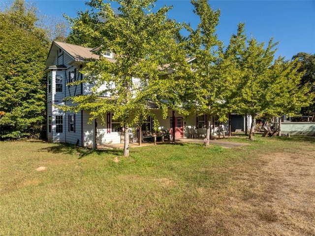 view of yard with a patio area