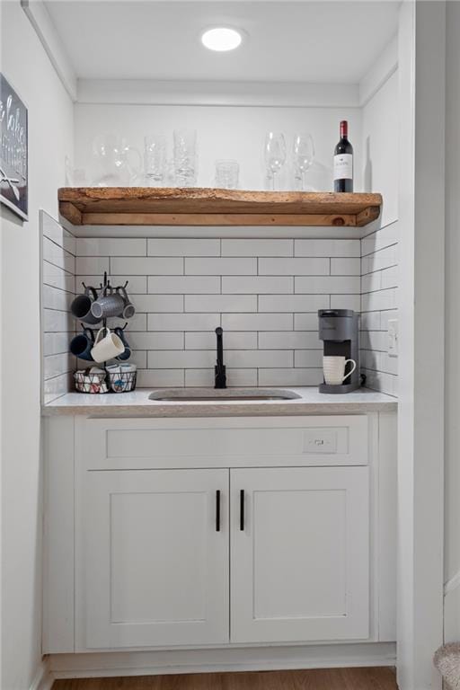 114 Narrows Loop, Waleska, GA 30183 - indoor bar with decorative backsplash