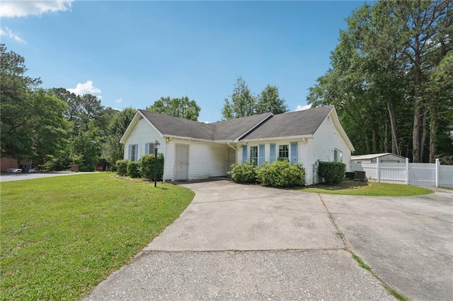 742 Redland Dr, Jonesboro, GA 30238 - ranch-style house featuring concrete driveway