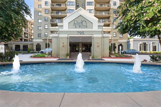 795 Hammond Dr Unit 505, Atlanta, GA 30328 - view of pool