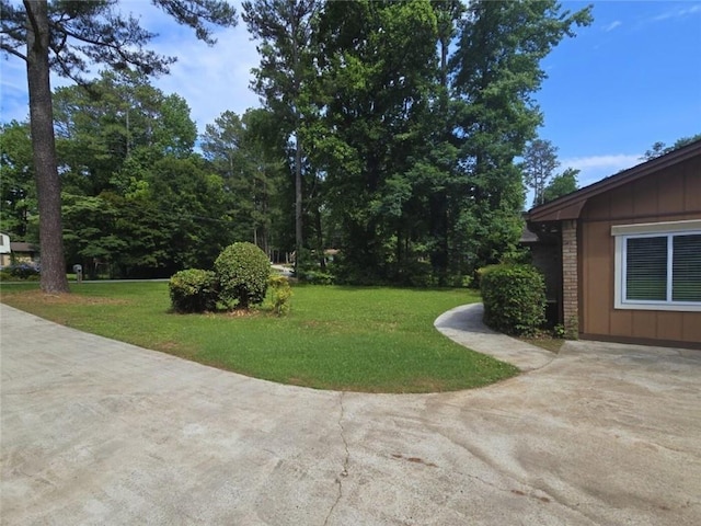 2821 NE Meadowlark Trl, Duluth, GA 30096 - view of green lawn
