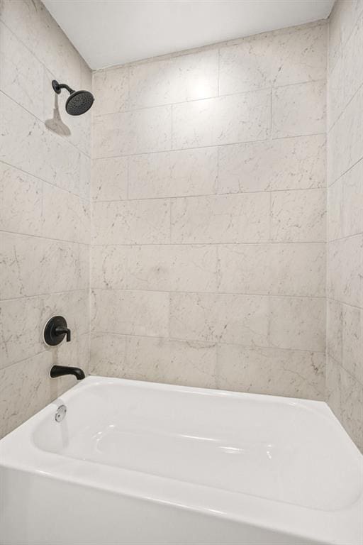 bathroom featuring shower / tub combination