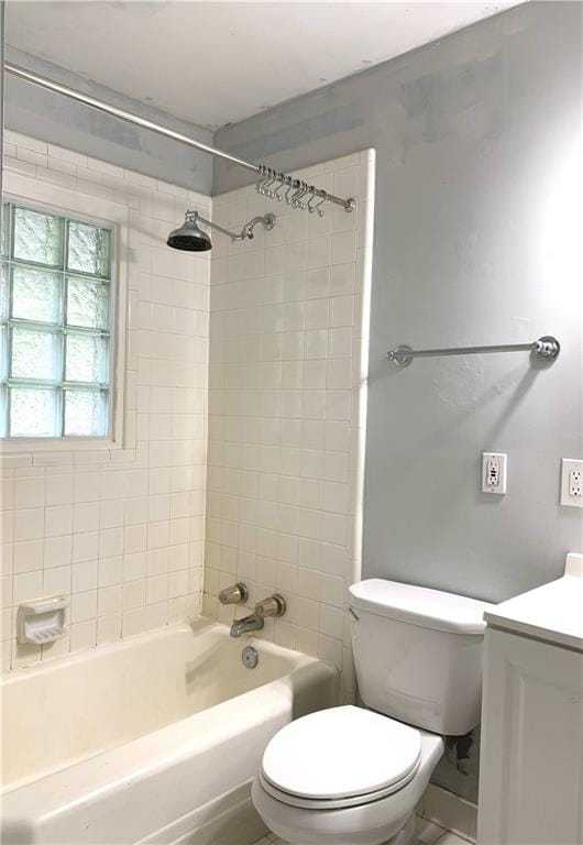 3604 Orchard Cir, Decatur, GA 30032 - bathroom featuring vanity and bathing tub / shower combination