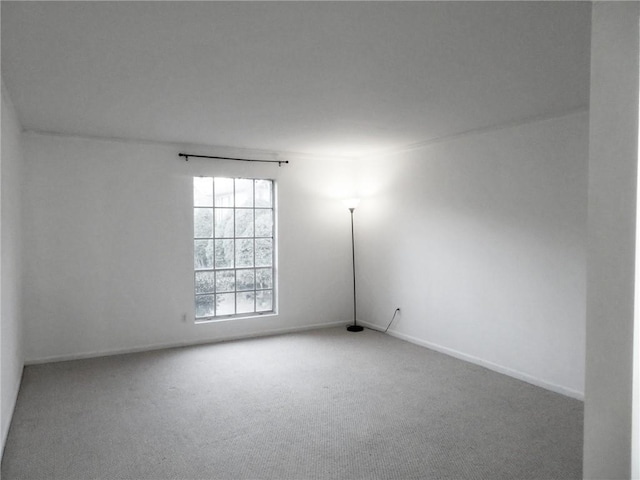 5586 Kingsport Dr, Atlanta, GA 30342 - view of carpeted spare room