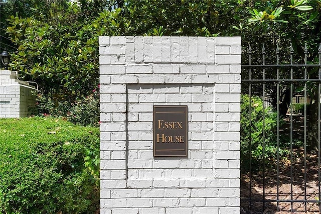 exterior details with fence