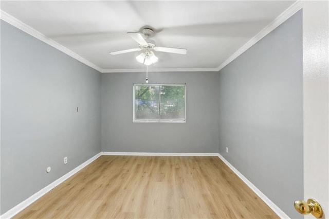 91 Rumson Rd NE Unit B25, Atlanta, GA 30305 - unfurnished room with light wood finished floors, a ceiling fan, baseboards, and ornamental molding