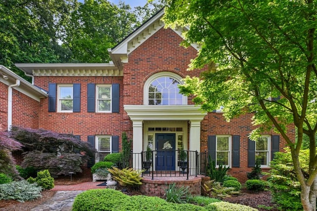 view of front facade with brick siding