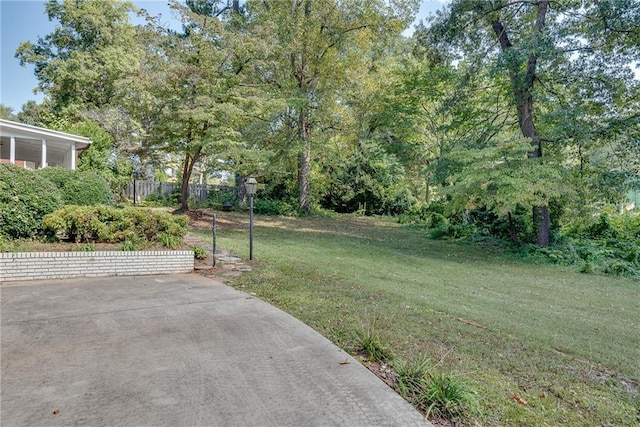 view of yard featuring fence