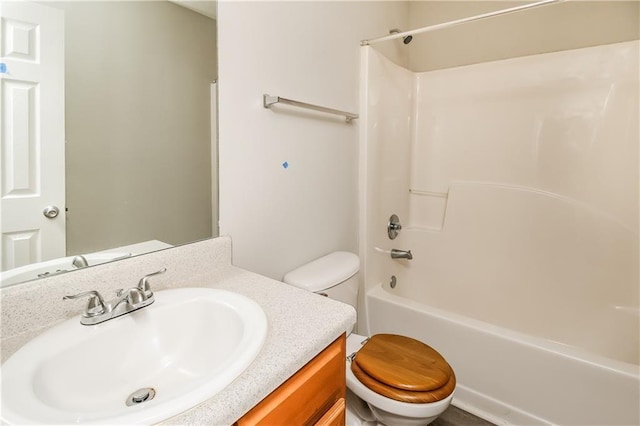 155 Oak Terrace Dr, Covington, GA 30016 - full bathroom featuring toilet, vanity, and shower / tub combination