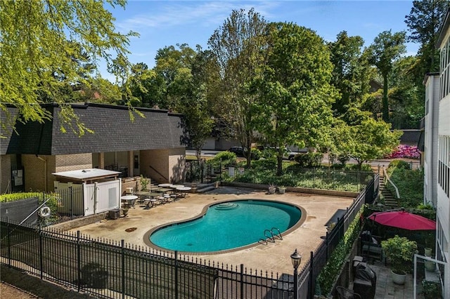 5180 Chemin De Vie, Atlanta, GA 30342 - community pool featuring a patio area and fence