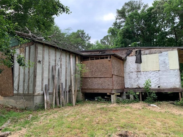 573 Coach Bobby Dodd Rd, Dallas, GA 30132 - view of property exterior with a lawn