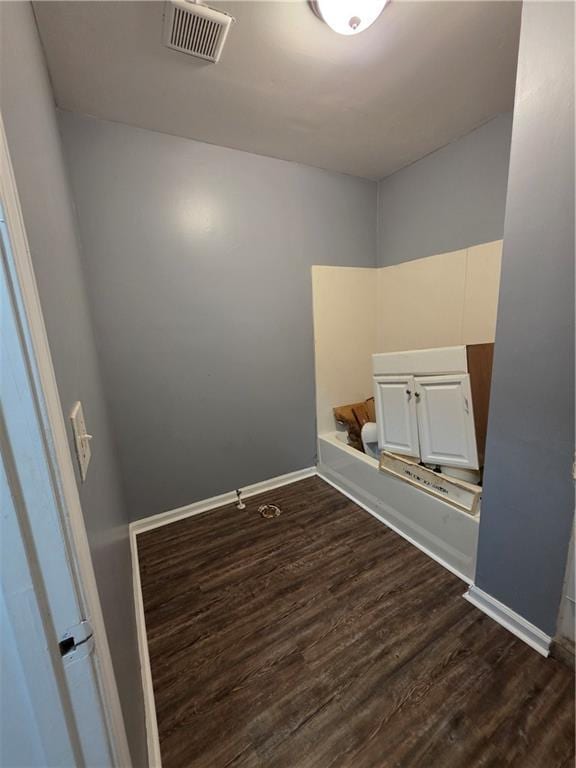 2802 3rd Ave SW, Atlanta, GA 30315 - unfurnished room with dark wood-style flooring and baseboards
