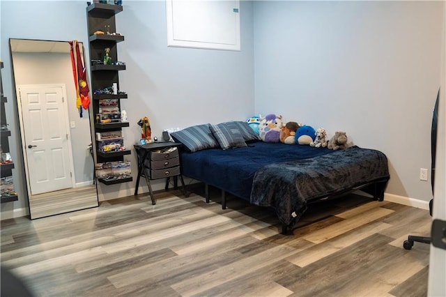 991 Lakemont Dr, Gainesville, GA 30501 - bedroom with light wood finished floors and baseboards