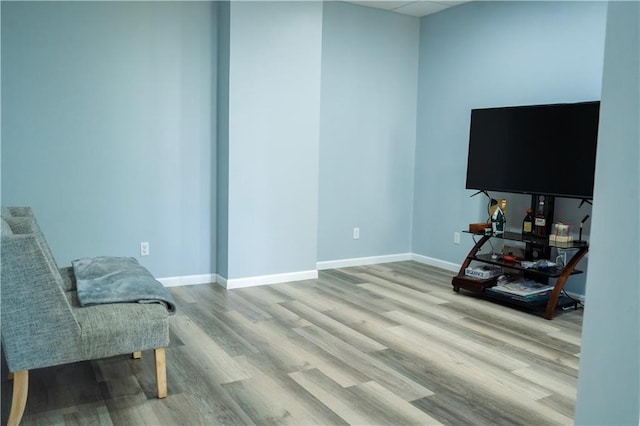 991 Lakemont Dr, Gainesville, GA 30501 - sitting room featuring wood finished floors and baseboards