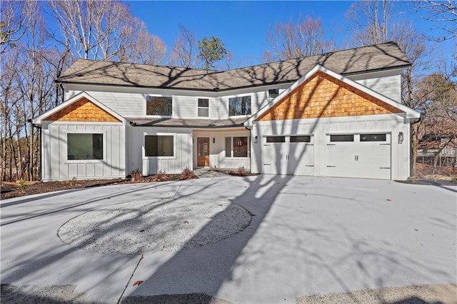 view of front of house with a garage