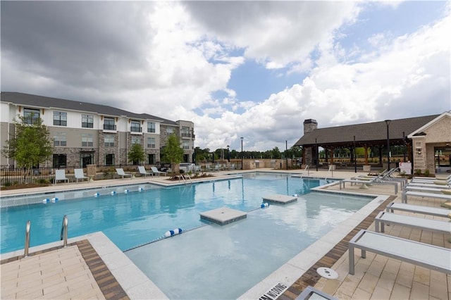 5440 Howington Ct Unit 190, Buford, GA 30518 - community pool with a patio area