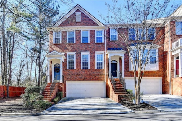 view of front facade featuring a garage