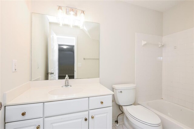 5055 Hickory Hills Dr, Woodstock, GA 30188 - bathroom featuring vanity, toilet, and shower / bathtub combination