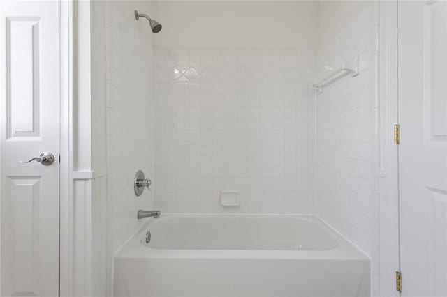 4100 Paces Walk SE Unit 4306, Atlanta, GA 30339 - full bathroom with bathtub / shower combination