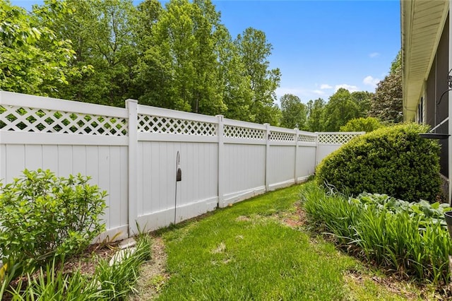 view of yard featuring fence