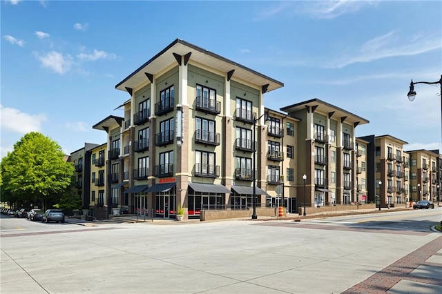 5300 Peachtree Rd Unit 3207, Chamblee, GA 30341 - view of apartment building / complex