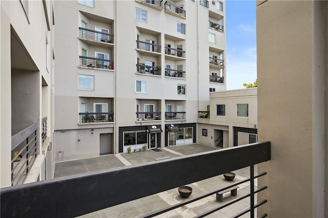 587 Virginia Ave NE Unit 315, Atlanta, GA 30306 - view of balcony