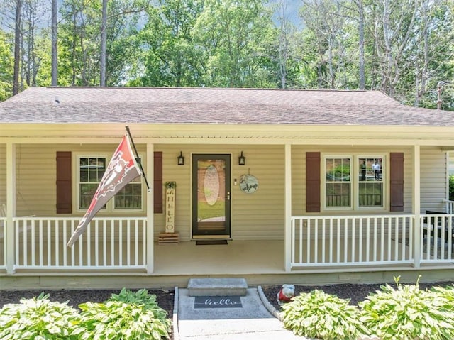 586 Old Bushmill Rd, Bremen, GA 30110 - ranch-style home with covered porch and roof with shingles