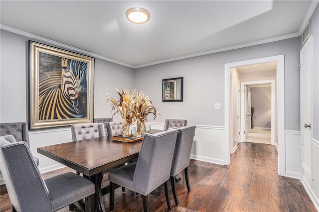46 Le Parc Fontaine, Lithonia, GA 30038 - dining area featuring dark wood-style flooring and ornamental molding