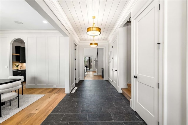 605 Claxton Ln, Milton, GA 30004 - corridor featuring ornamental molding and a decorative wall