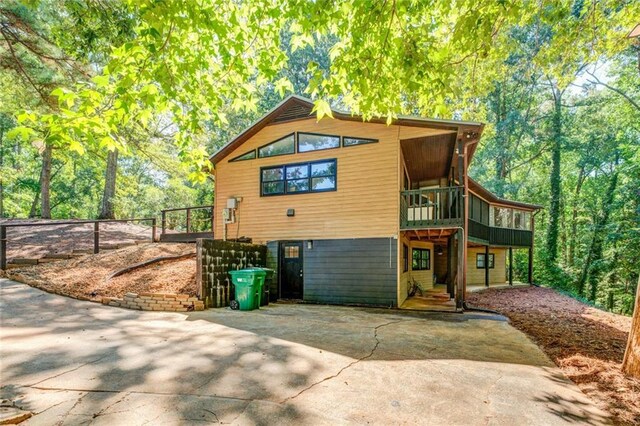 1019 Whippoorwill Rd, Monticello, GA 31064 - view of front of house with a wooden deck