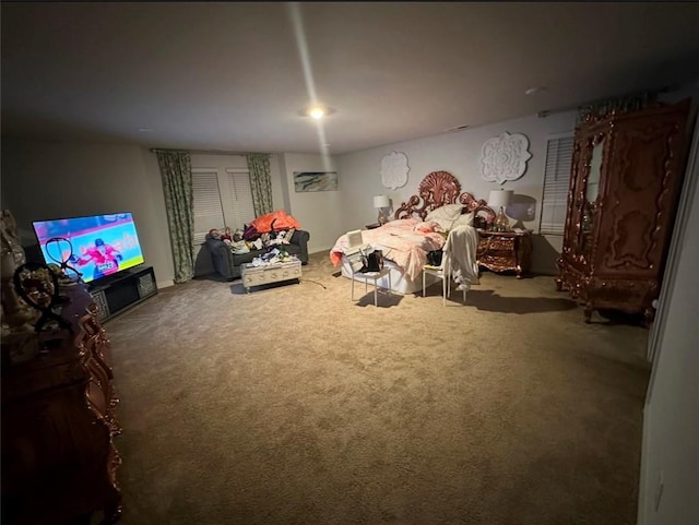 bedroom featuring carpet floors