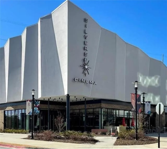 view of building exterior