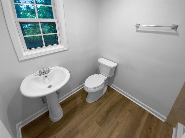 355 Marietta Hwy, Roswell, GA 30075 - bathroom featuring wood finished floors, toilet, and baseboards