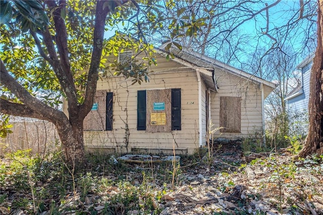 view of side of property