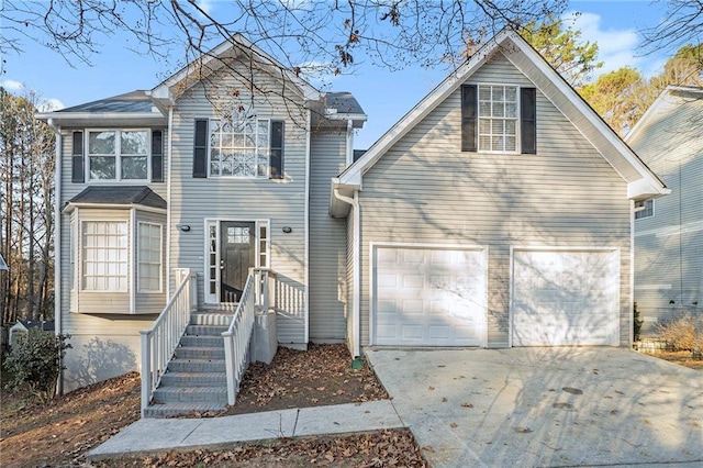 view of front property featuring a garage