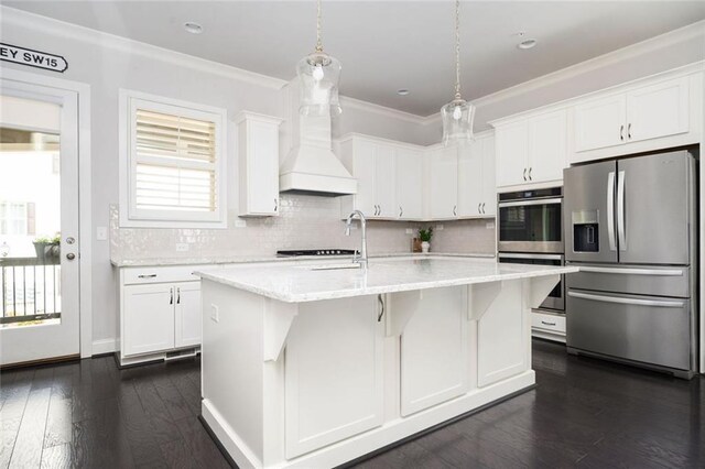 2026 Forte Ln, Alpharetta, GA 30009 - kitchen with appliances with stainless steel finishes, ornamental molding, white cabinetry, backsplash, and recessed lighting