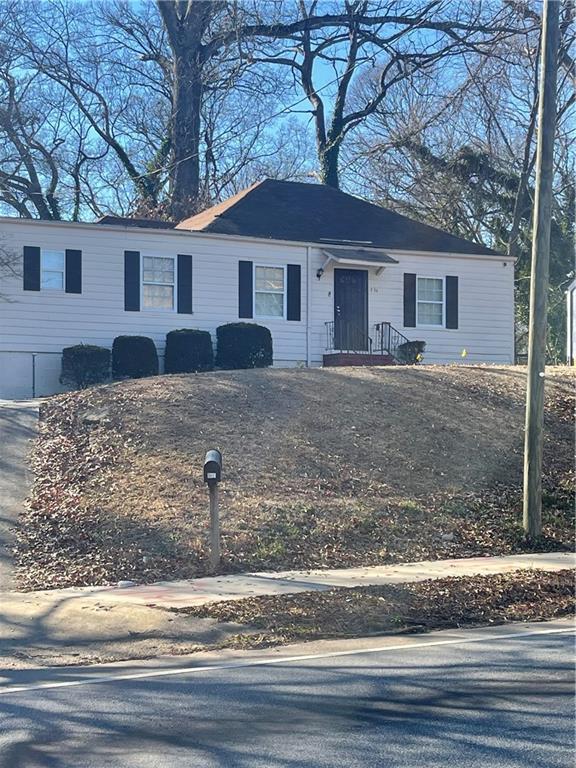 534 Hamilton E Holmes Dr, Atlanta, GA 30318 - view of front of house